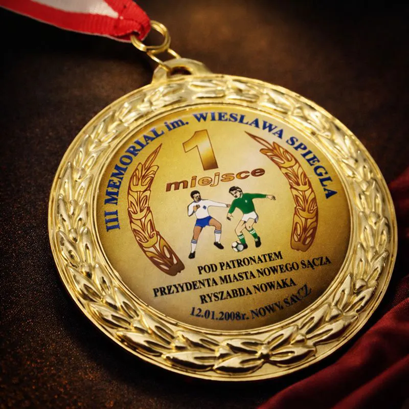 Medale Z Naklejkami Wypukłymi